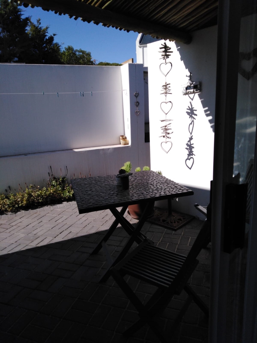 4 Bedroom Property for Sale in The Cove Western Cape